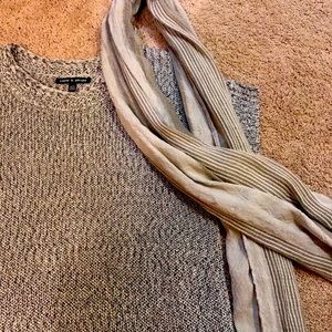 Light grey sweater